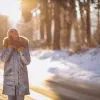 Зима, солнце, женщина