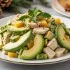 Салат из авокадо и курицы