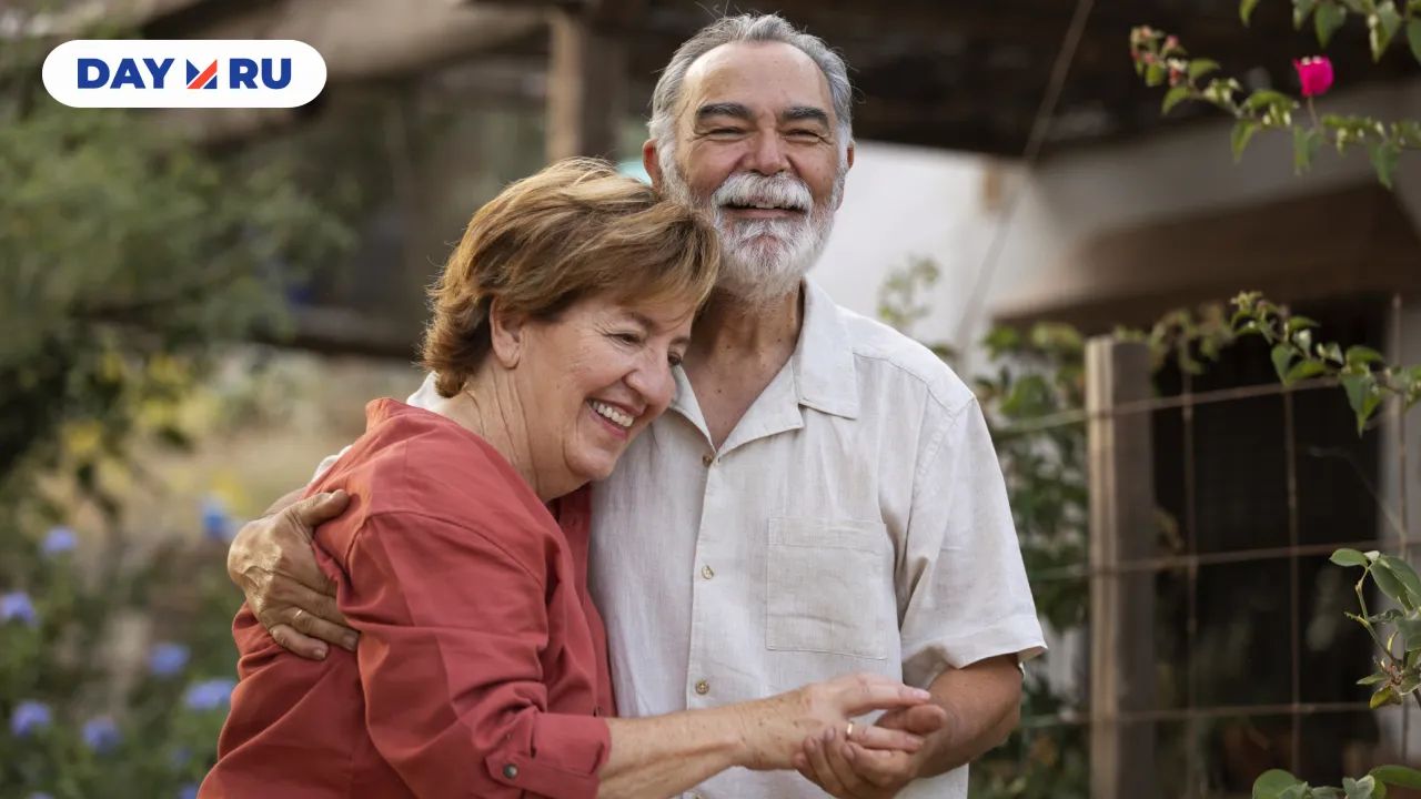 пожилая пара