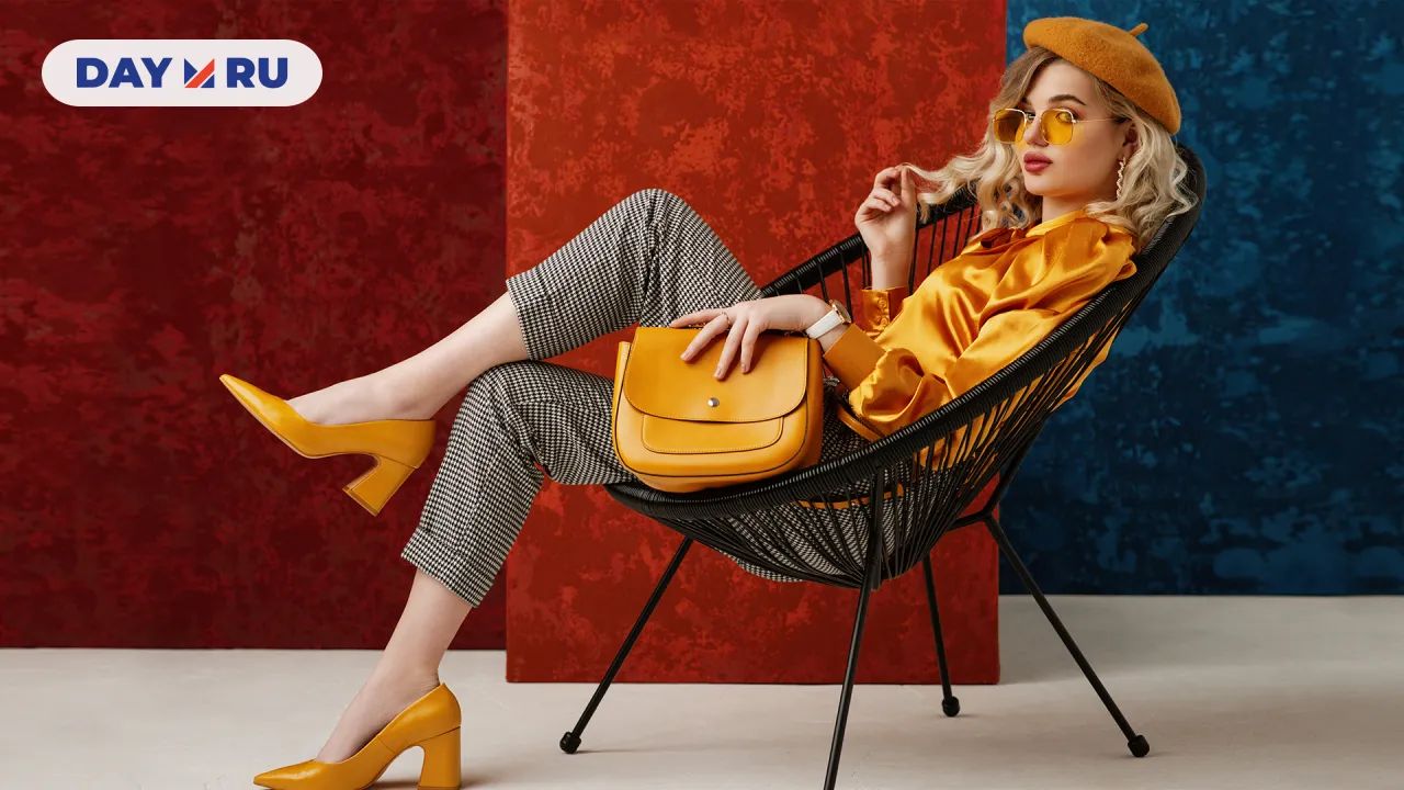 Модная девушка