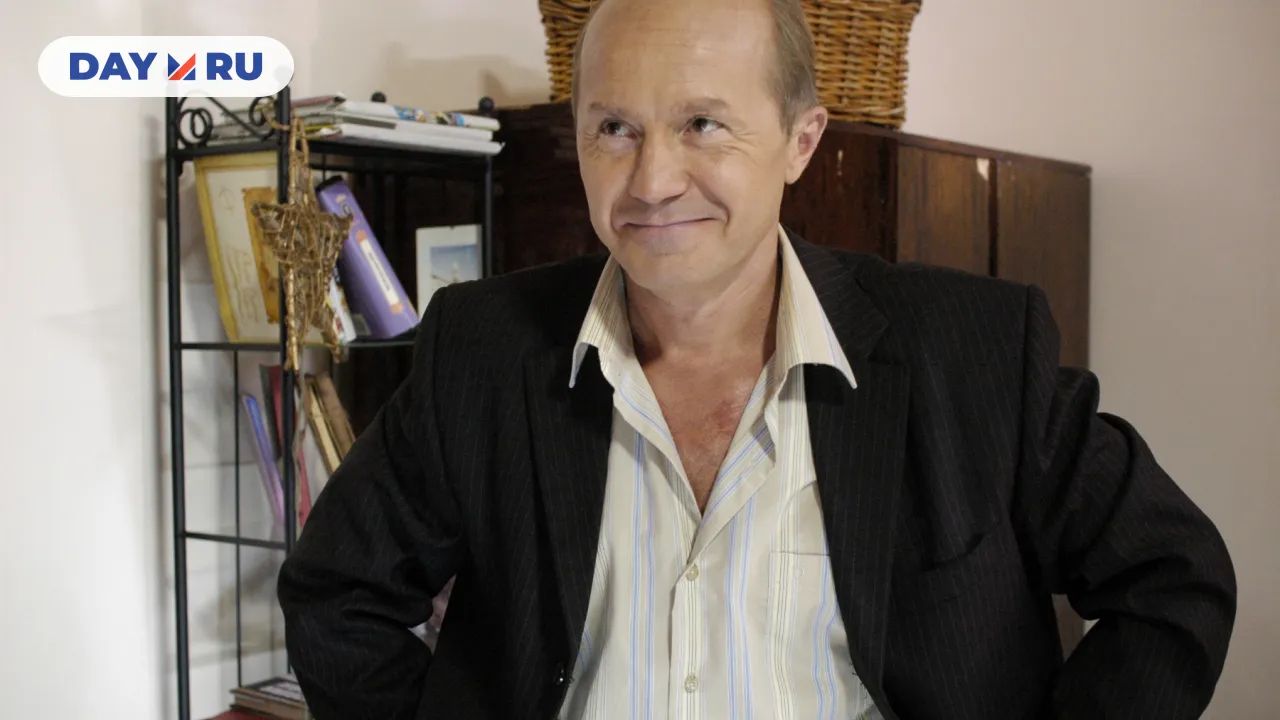 Андрей Панин