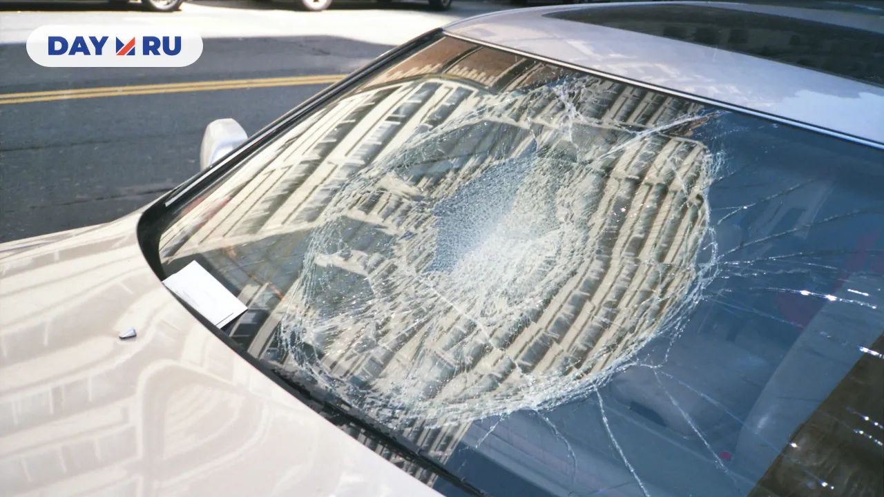 разбитое стекло