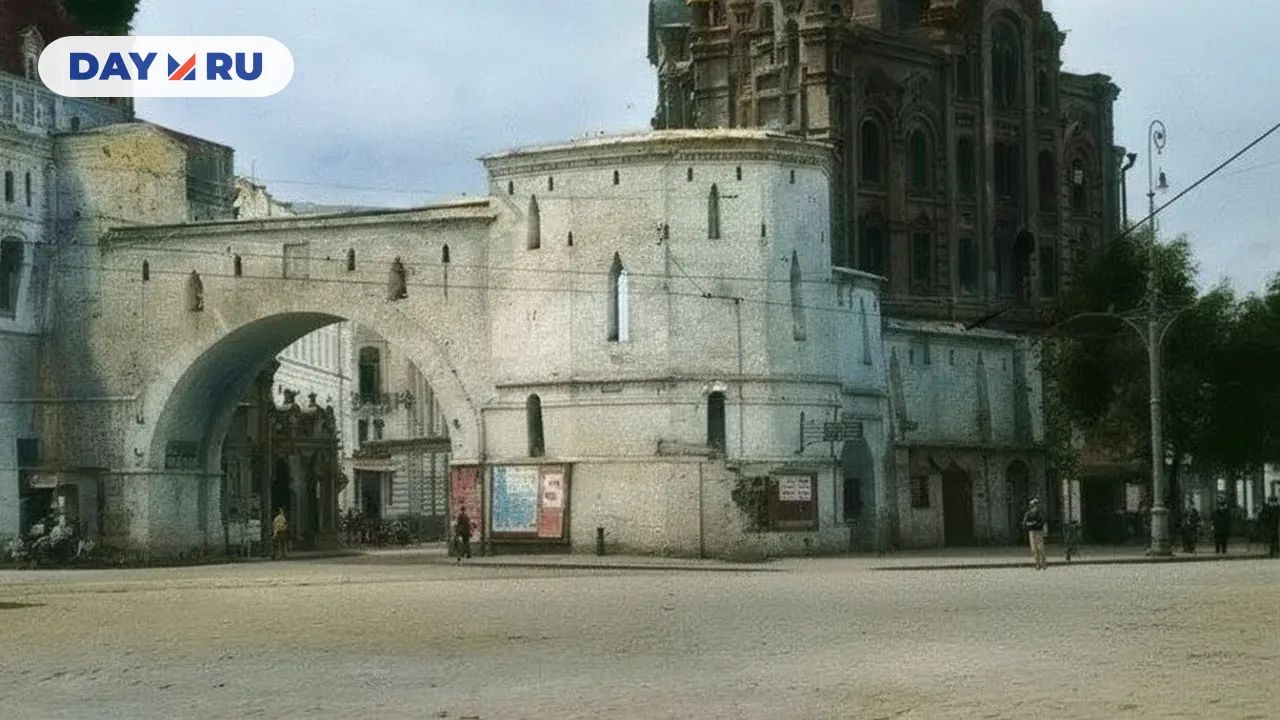 Безымянная угловая башня, арт