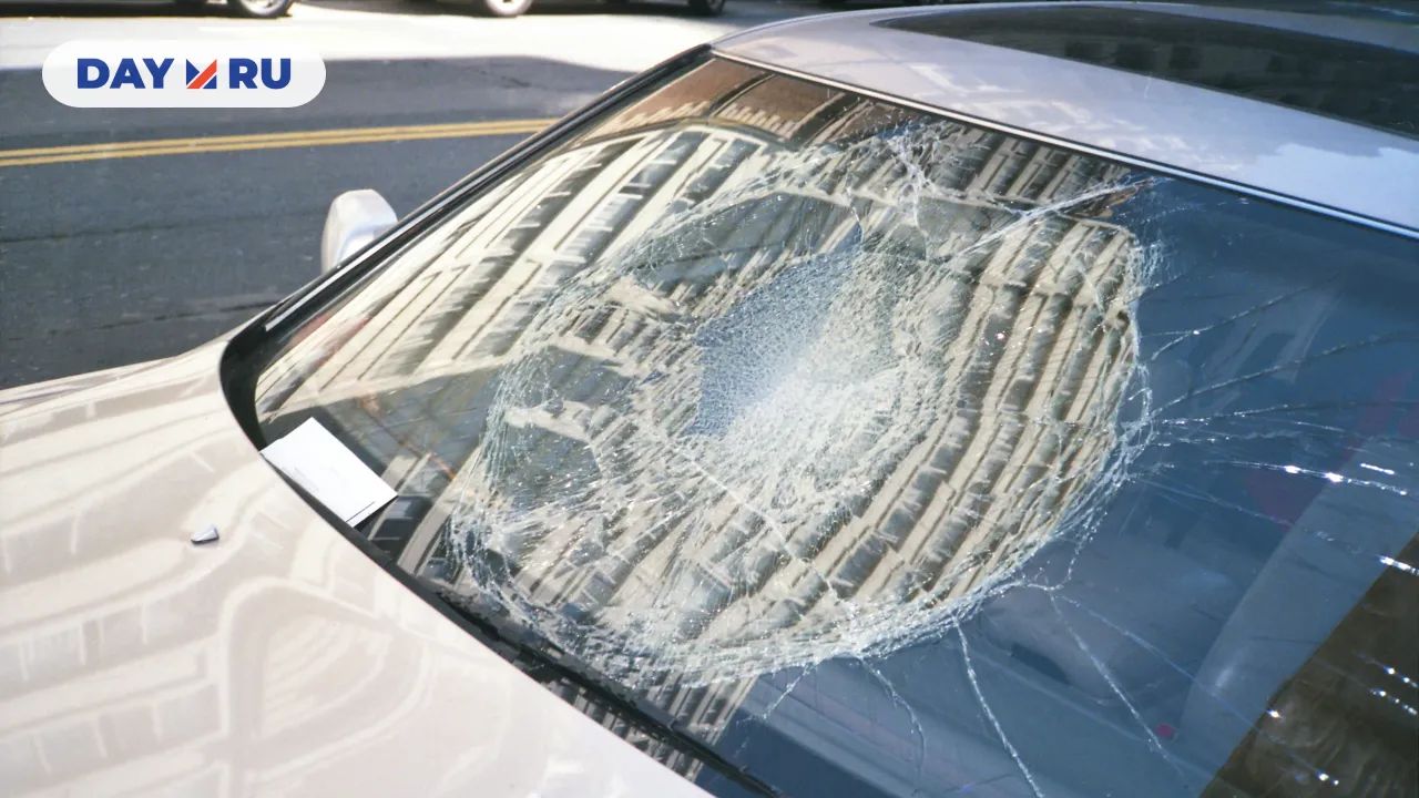 разбитое стекло