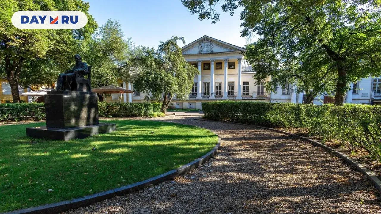 Усадьба Соллогубов–Боде-Колычевых