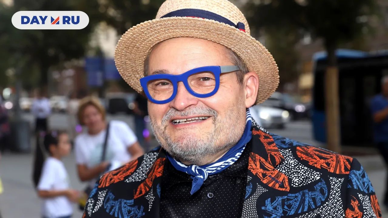 Александр Васильев