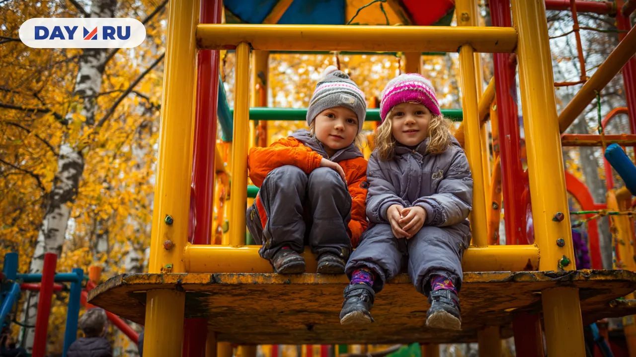 Дети, площадка