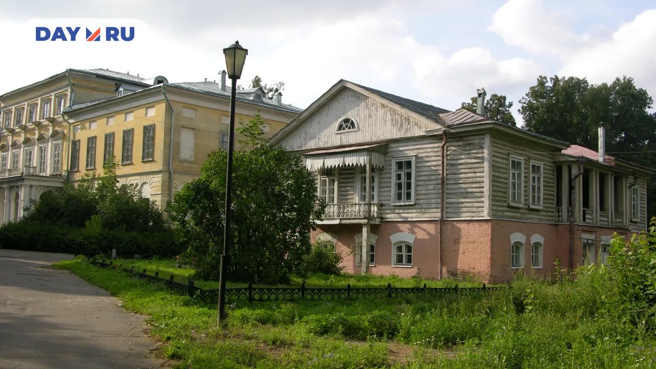 Знаменское-Садки