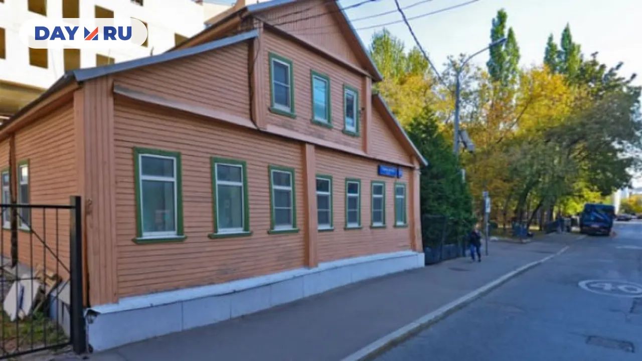 Деревянный дом на Фрунзе