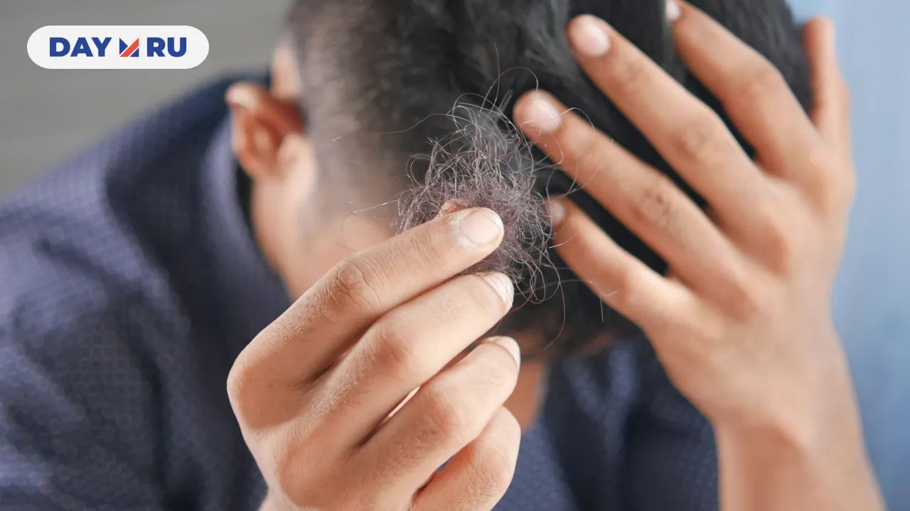 Девушка с поврежденными волосами