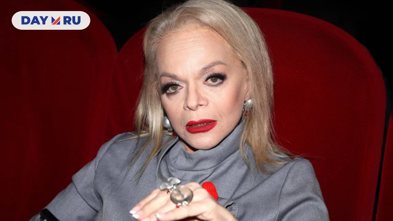 Лариса Долина