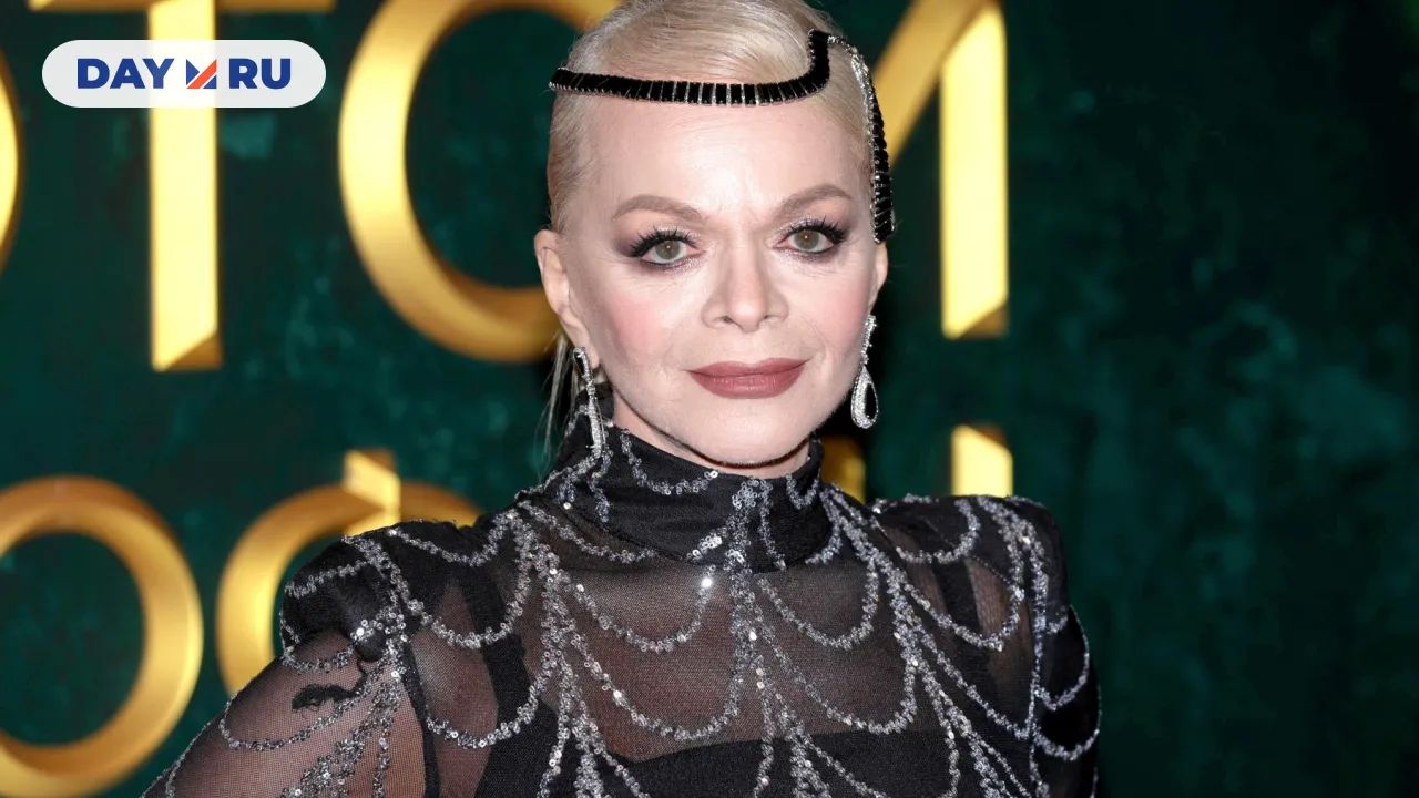 Лариса Долина