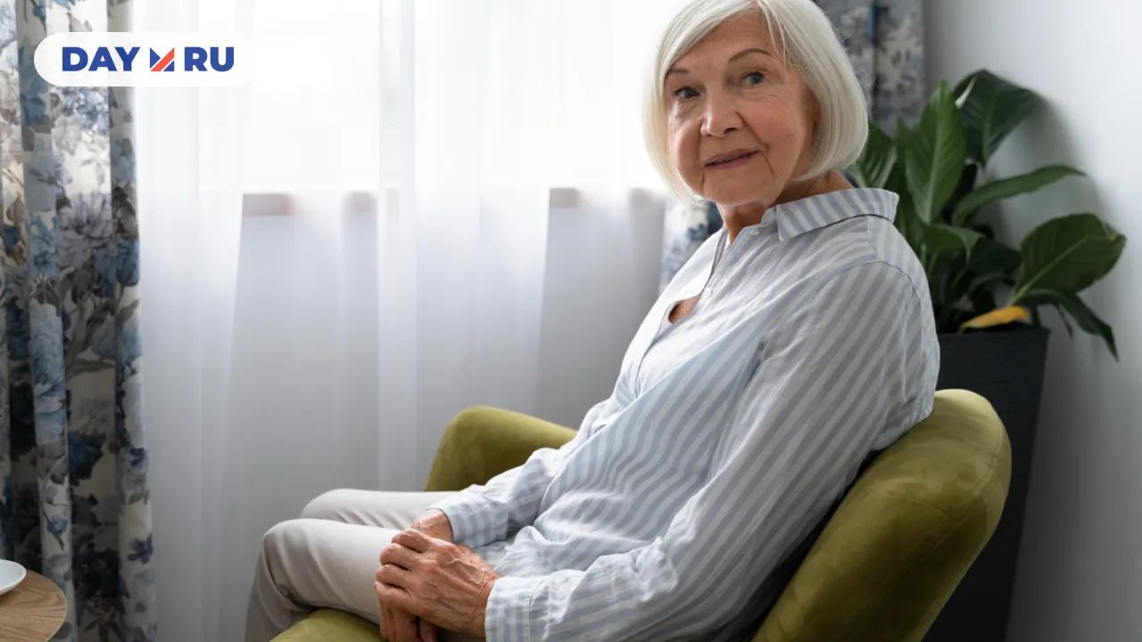 Пожилая женщина