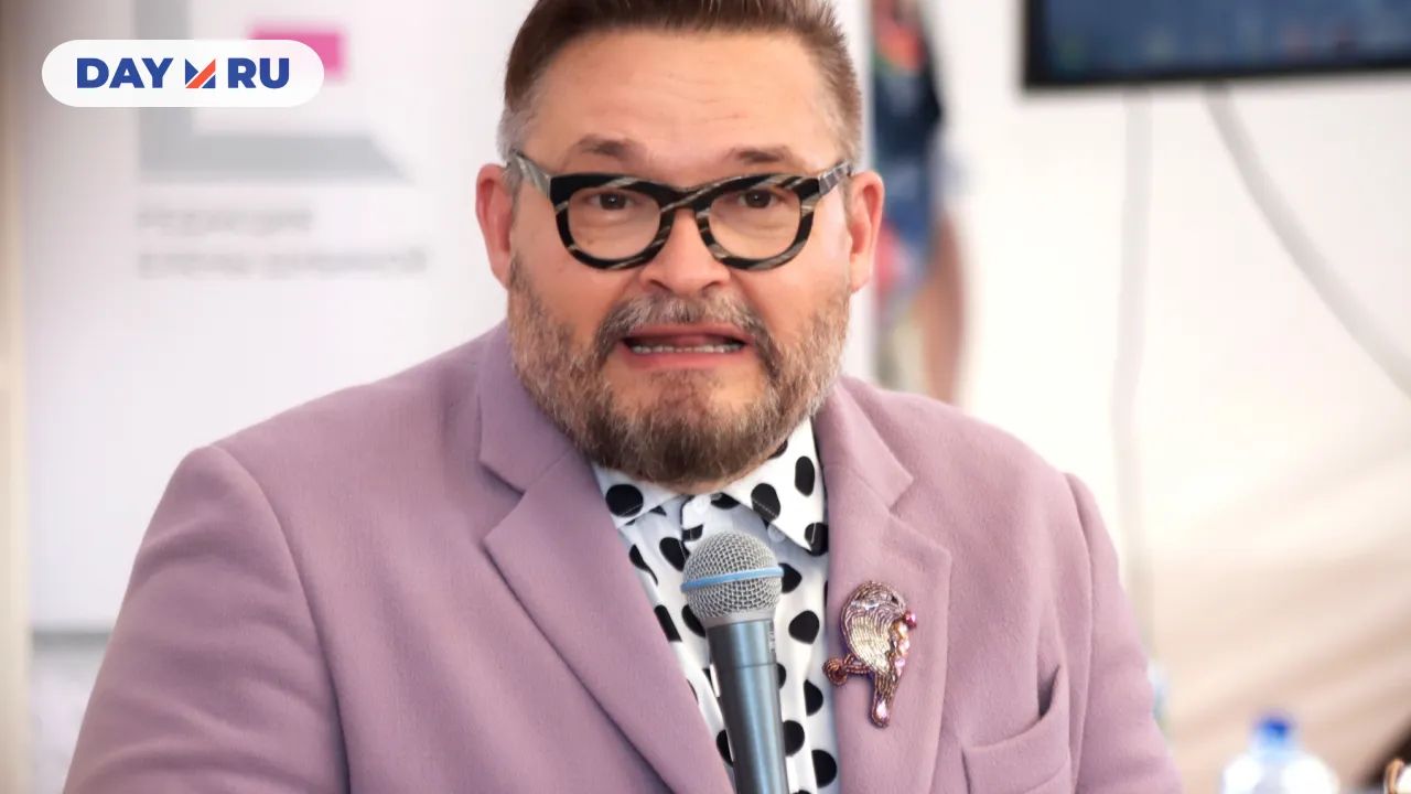 Александр Васильев