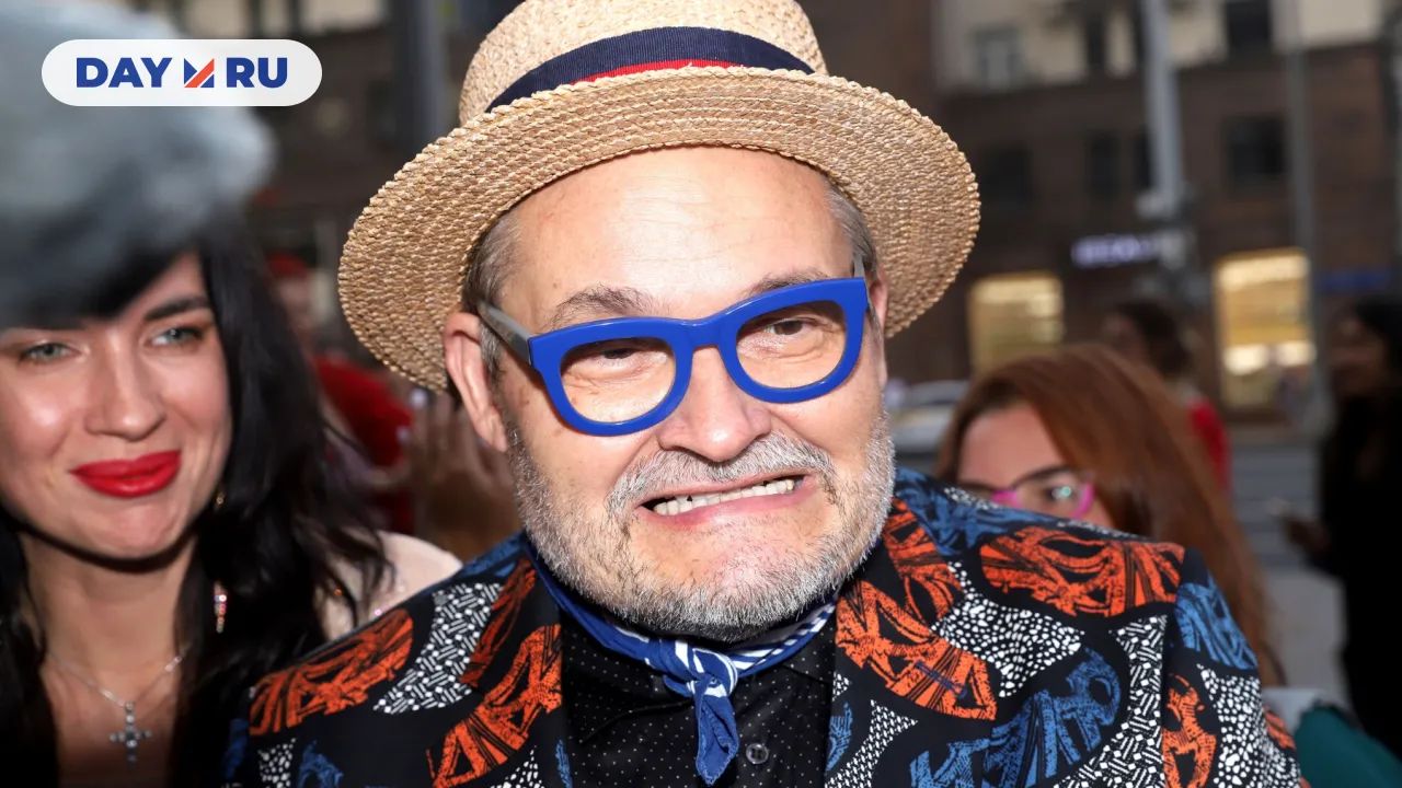 Александр Васильев