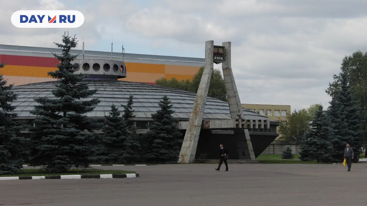 Заброшенное здание музея АЗЛК