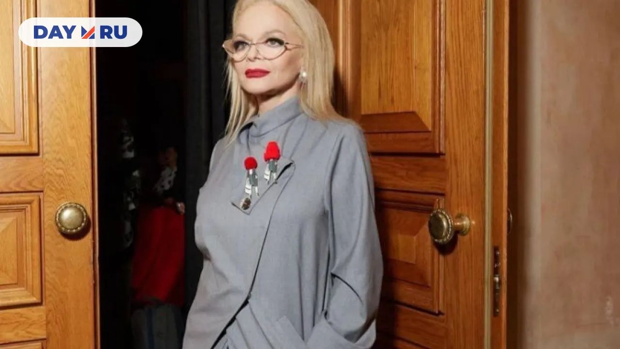 Лариса Долина