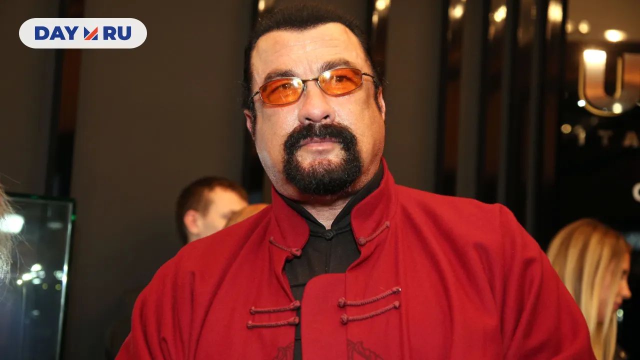 Стивен Сигал