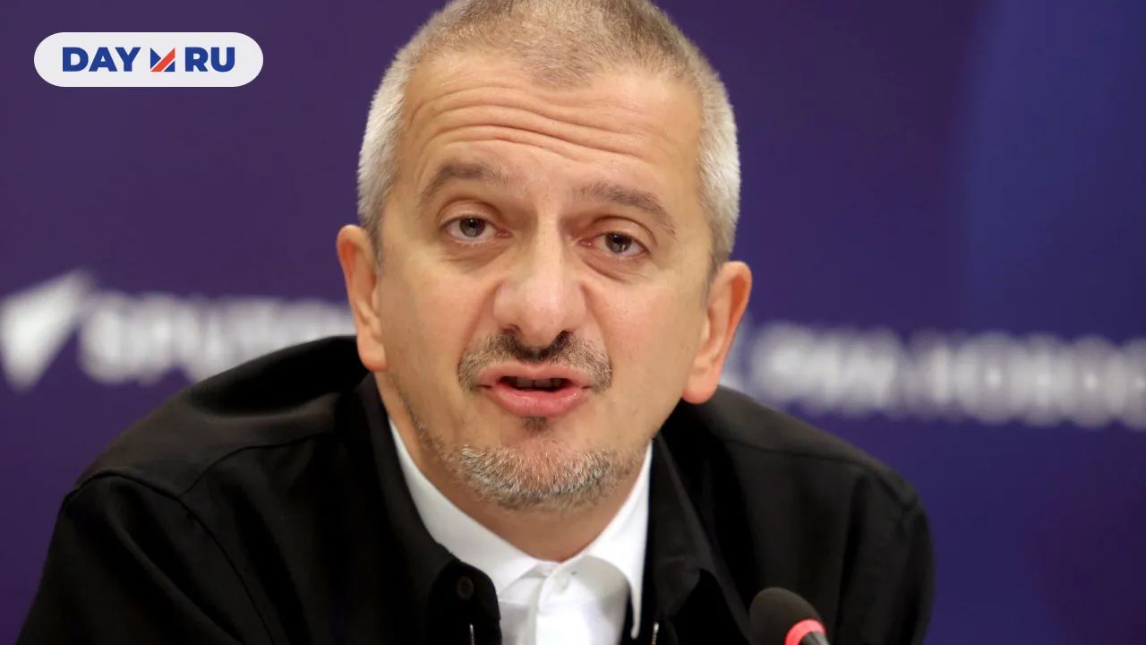 Константин Богомолов