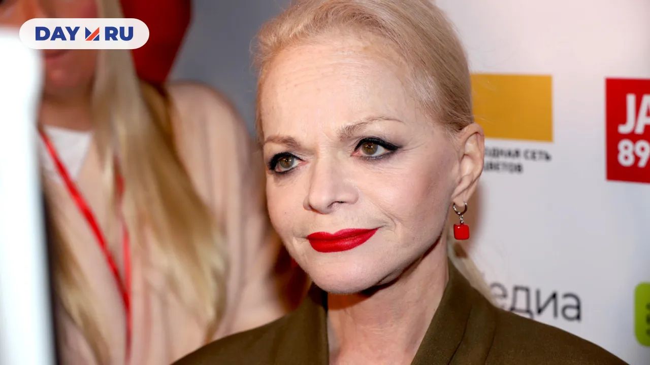 Лариса Долина