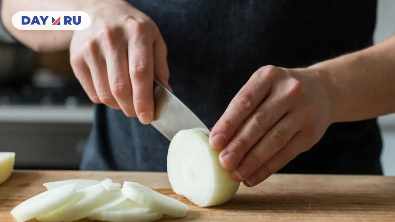 Почему я больше не плачу от лука: делюсь секретами, которые реально работают