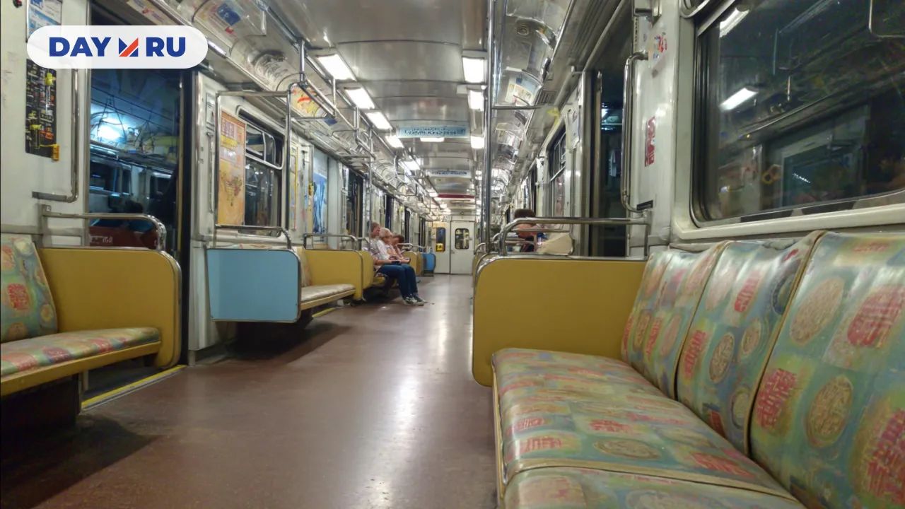 Метро, люди