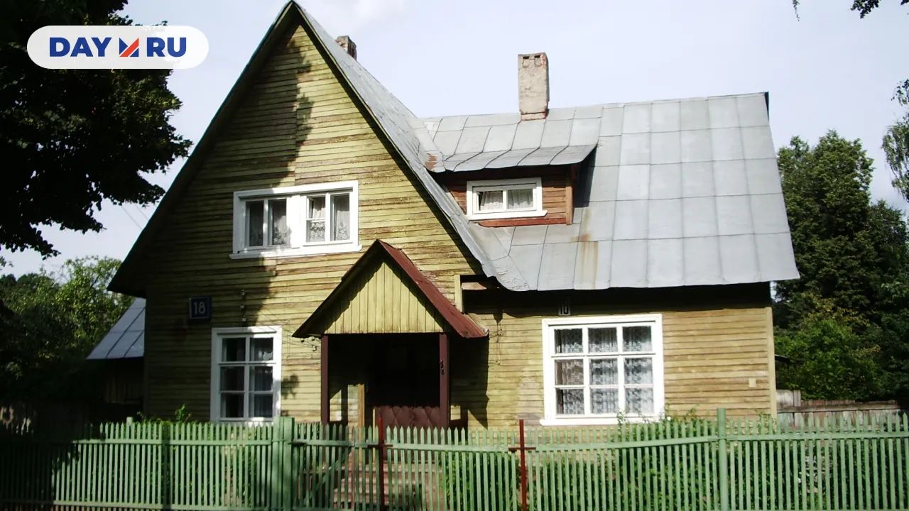 Улица Поленова, дом 18