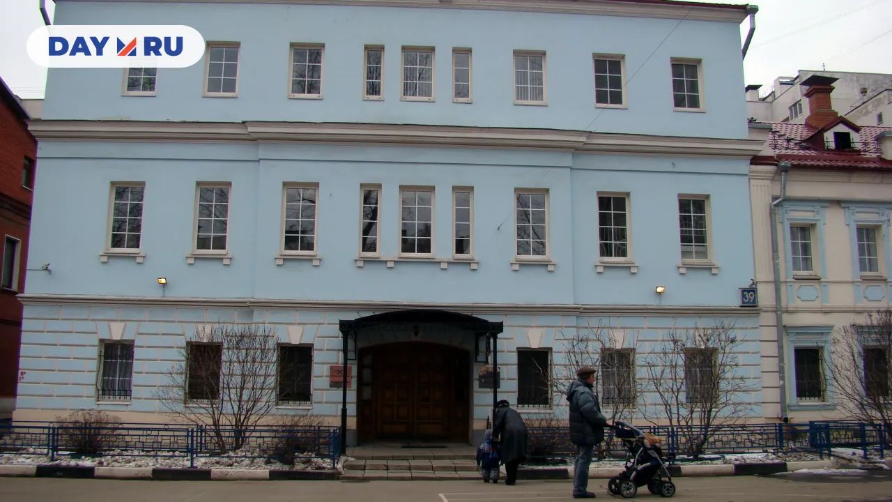 Подъезд в Москве