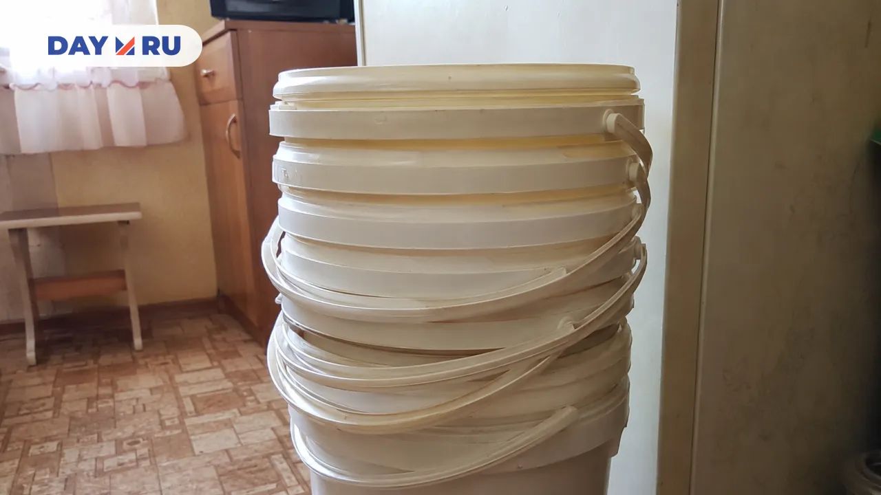 Майонезные ведра