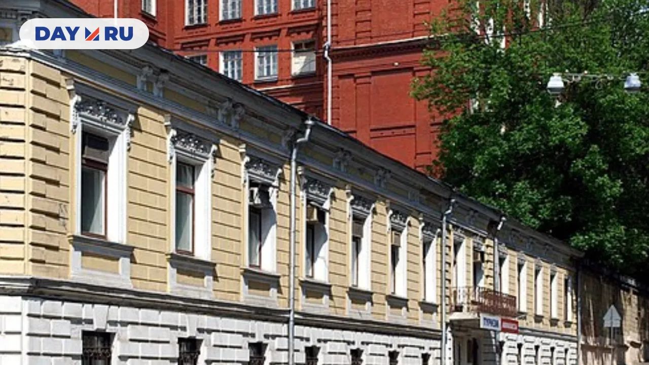 Колпачный переулок