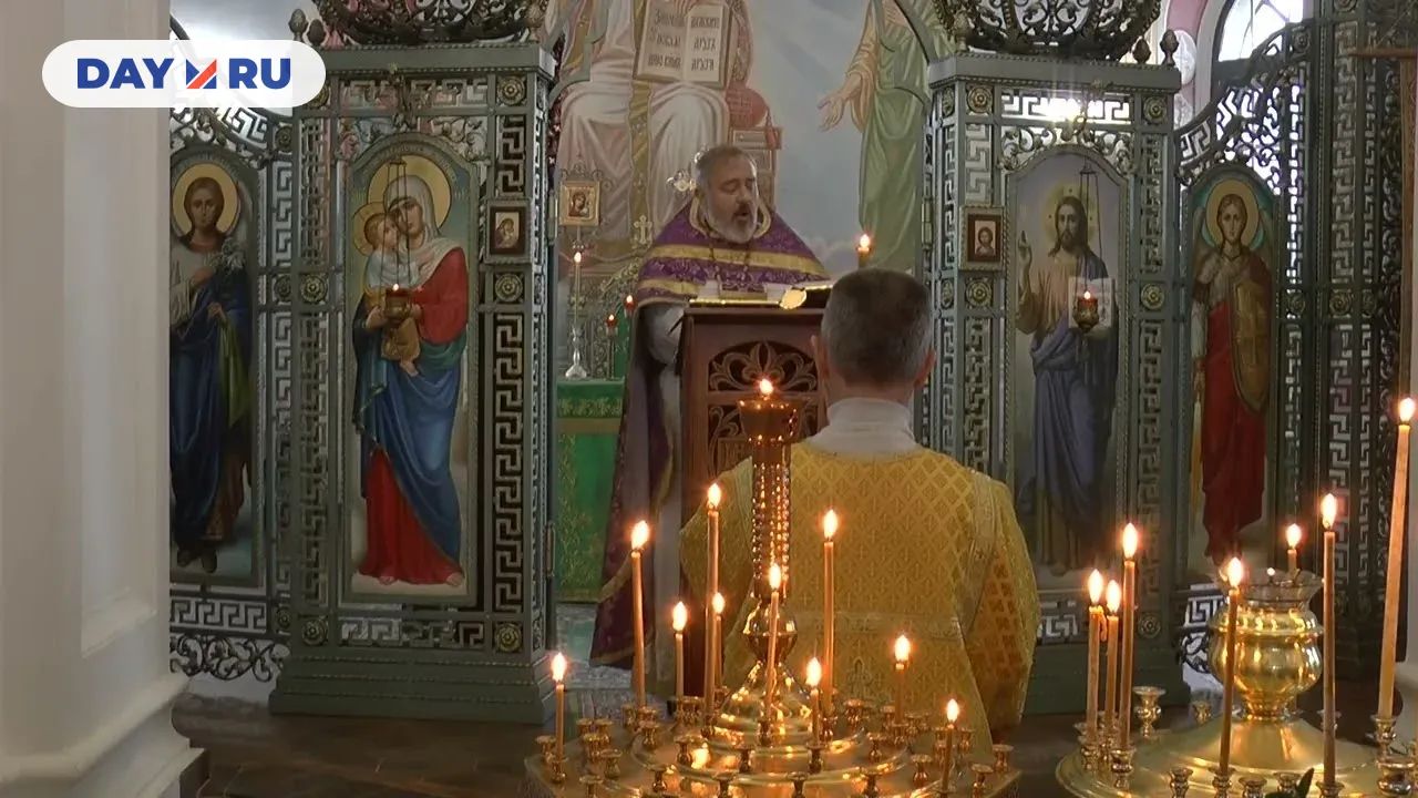 В церкви
