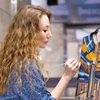 Художница в метро