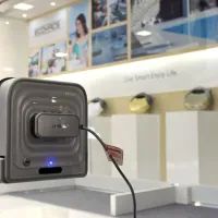 Робот-мойщик окон