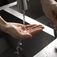 вода из-под крана