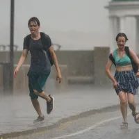 Сильный ливень