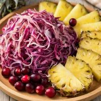 Капуста с ананасом