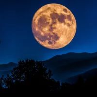 Суперлуние