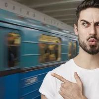 Станция метро «Полежаевская»