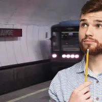 Станция метро «Отрадное»