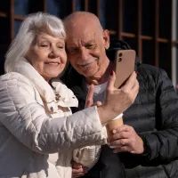 Пенсионеры