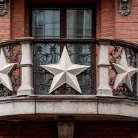 Балкон, звезды