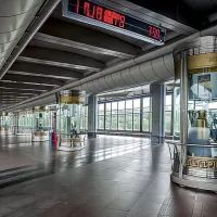 Станция метро, арт