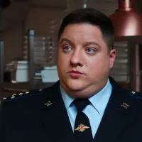 Роман Попов