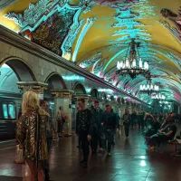 Метро, люди