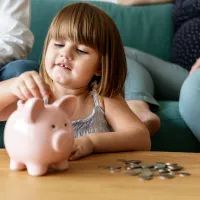 Ребенок, копилка