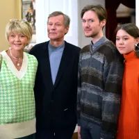 Юлия Меньшова и Игорь Гордин с детьми