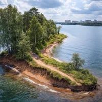 «Ползущий берег»