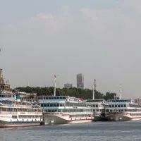 Круизные теплоходы компаний Мостурфлот