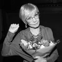 Вера Алентова