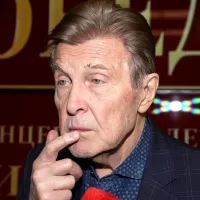 Лев Лещенко